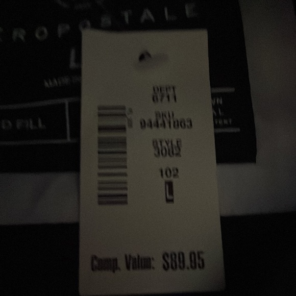 Aeropostale jacket and Authentic V9N winter skull cap - Picture 5 of 5